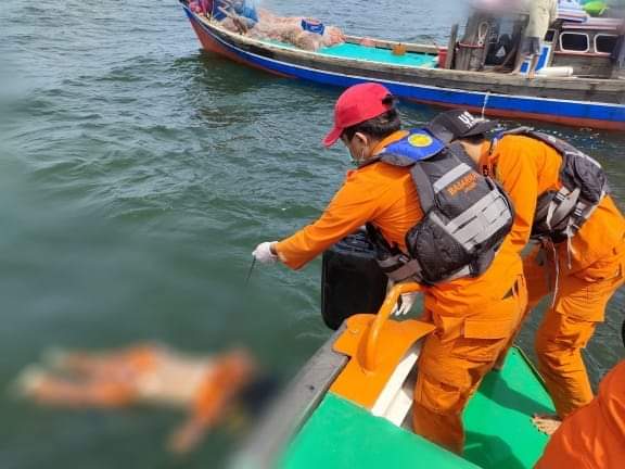 Ini Identitas Korban Meninggal Dunia Kapal Tenggelam Di Perairan