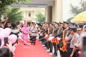 Polda Jambi gelar welcome and farewell parade