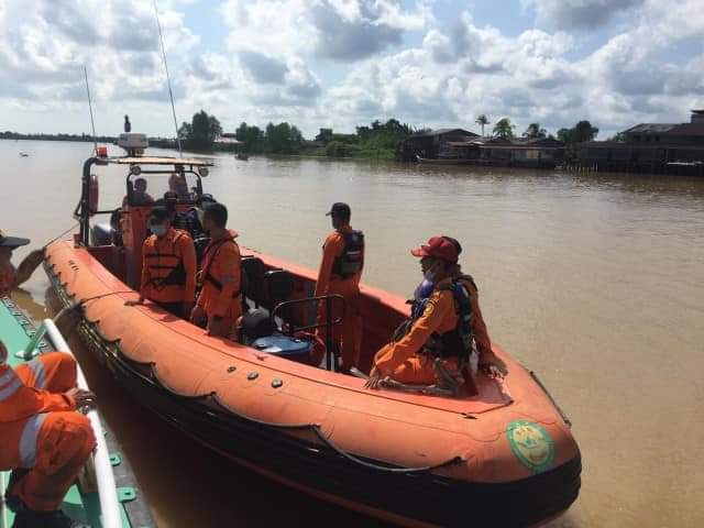 Pencarian korban kapal tenggelam di perairan Tanjabtim