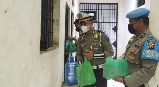 Polisi viral