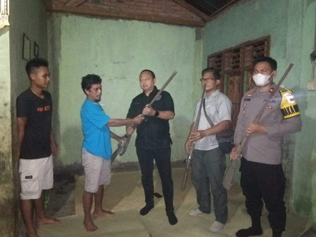 SAD bentrok dengan warga Sarolangun