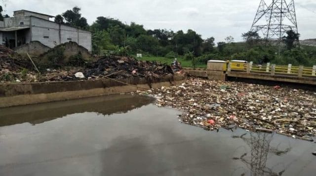 Sampah di Depok
