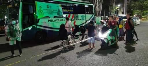 SIM keliling di Tugu Keris