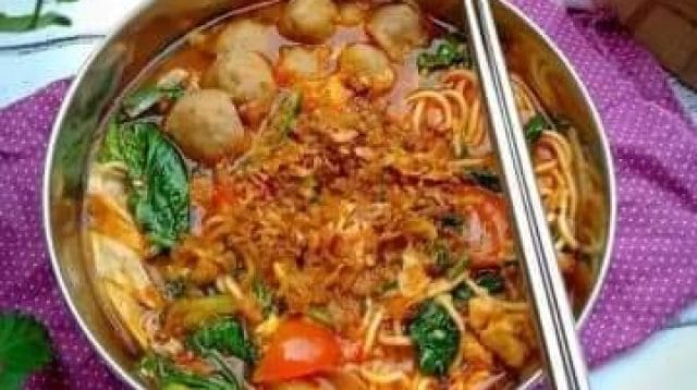 Cara membuat mie Tek Tek