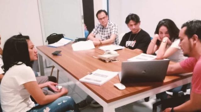 Film Harmoni cinta Bhinn & Eka