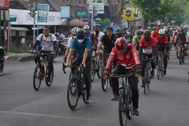 Gowes pangdam Udayana