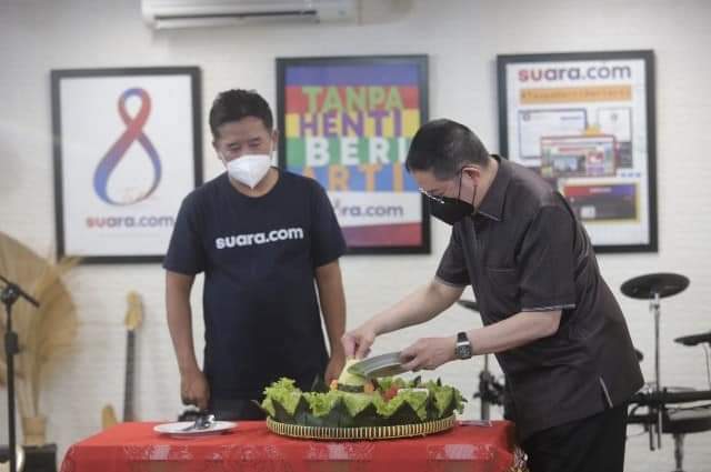 HUT Suara