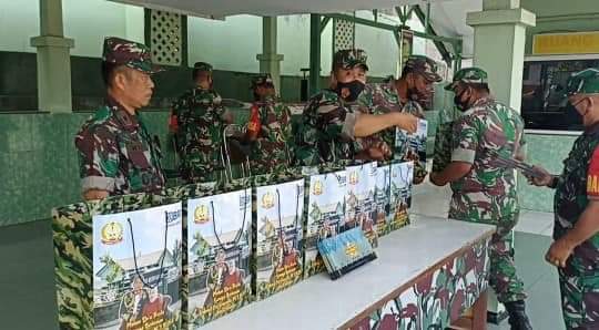 Kodim Jambi bagi-bagi THR
