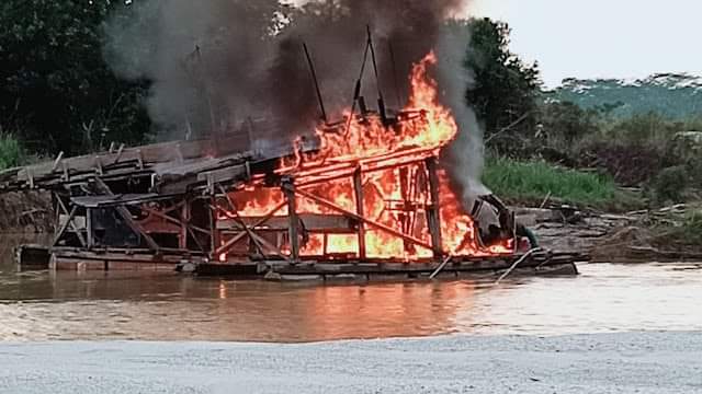 Penambangan emas ilegal di Tebo