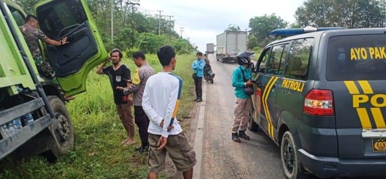 Sopir truk batu bara ditemukan tewas