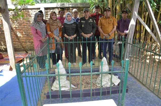 makam Sultan Thaha Fatahillah