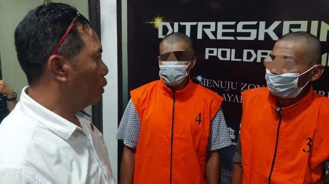 Penambangan minyak ilegal di Sarolangun