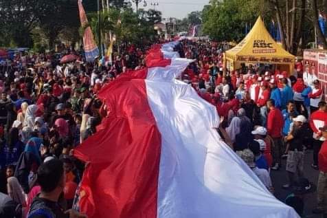 Kirab bendera merah putih di Bungo