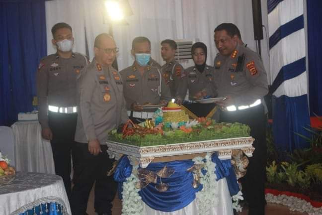 HUT Lalu Lintas