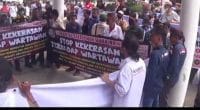 Wartawan di Karawang dipaksa minum air kencing pejabat