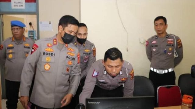 Syarat-syarat mengurus SIM
