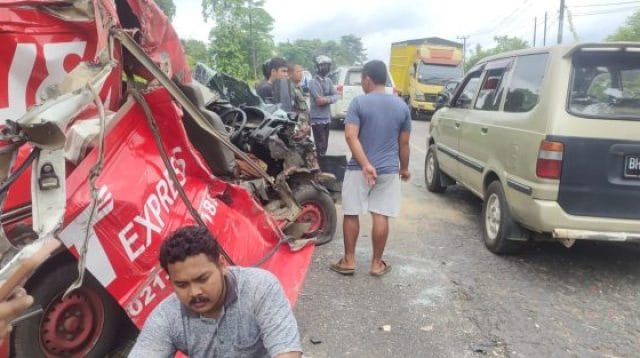 Tabrakan maut di Merangin