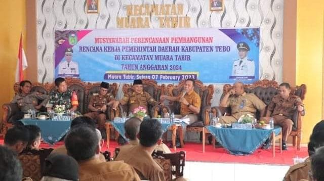 Ketua DPRD Tebo