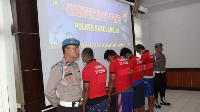 Tambang minyak ilegal di Sarolangun