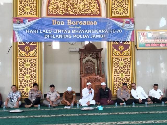 hari-lalu-lintas-bhayangkara